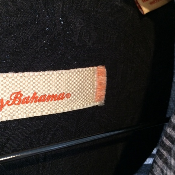 Tommy Bahama Silk Button Up Shirt - Picture 8 of 8